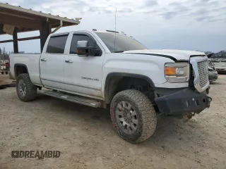 2015 GMC Sierra 2500HD available WiFi Denali with VIN 1GT120E80FF587884, listed as a Copart auction lot 47847815 with 0 mi miles and Salvage Title. Bid and sale history available at carsss.com. Image 4.