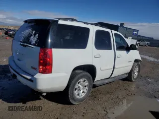 2008 GMC Yukon SLT w/4SB with VIN 1GKFK13088J123335, listed as a Copart auction lot 45045645 with 0 mi miles and Salvage Title. Bid and sale history available at carsss.com. Image 3.
