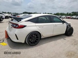 2023 Honda Civic Type R z VIN JHMFL5G42PX003179, wystawiony jako Copart lot #57123425 z przebiegiem 9 724 mil mil oraz Szkoda całkowita • Salvage title. Historia ofert i sprzedaży dostępna na DreamBid. Obrazek 3.