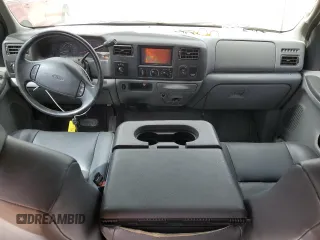 2002 Ford F-250 XL с VIN 1FTNW21F42EC92180, выставлен на аукционе Copart как лот 53642825 с пробегом 150 545 миль миль и Чистый • Clean title. История ставок и продаж доступна на DreamBid. Изображение 8.