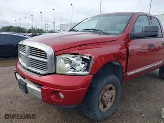 2007 Dodge Ram 2500 SLT with VIN 1D7KS28C57J501540, listed as a IAAI auction lot 41558961 with 249,238 mi miles. Bid and sale history available at carsss.com. Image 6.
