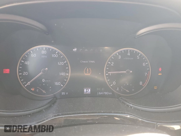 2015 Kia K900 Luxury with VIN KNALW4D40F6020543, listed as a Copart auction lot 45549255 with 164,780 mi miles and Salvage Title. Bid and sale history available at carsss.com. Image 9.