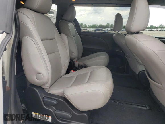 2015 Toyota Sienna Limited with VIN 5TDDK3DCXFS114465, listed as a Copart auction lot 54155605 with 105,937 mi miles and Salvage Title. Bid and sale history available at DreamBid. Image 11.
