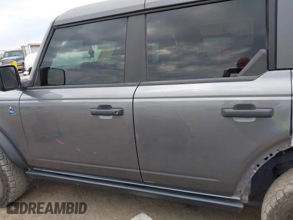 2021 Ford Bronco with VIN 1FMEE5BH0MLA74753, listed as a IAAI auction lot 42520641 with 66,326 mi miles and . Bid and sale history available at DreamBid. Image 15.