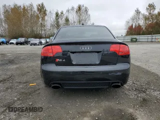 2008 Audi RS 4 z VIN WUADU78EX8N901506, wystawiony jako Copart lot #74326234 z przebiegiem 31 816 mil mil oraz Szkody całkowita. Historia ofert i sprzedaży dostępna na DreamBid. Obrazek 6.