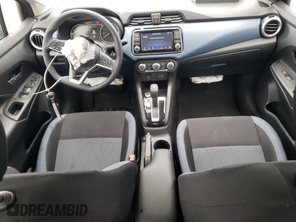 2025 Nissan Versa SV z VIN 3N1CN8EV6SL812476, wystawiony jako Copart lot #54607055 z przebiegiem 183 mil mil oraz Szkoda całkowita • Salvage title. Historia ofert i sprzedaży dostępna na DreamBid. Obrazek 8.