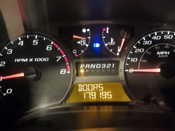 2004 Chevrolet Colorado LS Z71 with VIN 1GCDT196848217020, listed as a IAAI auction lot 41353113 with 179,195 mi miles. Bid and sale history available at carsss.com. Image 7.
