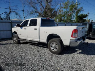 2022 Ram 2500 Tradesman with VIN 3C6UR5CL3NG176111, listed as a Copart auction lot 49666355 with 73,822 mi miles and Salvage Title. Bid and sale history available at carsss.com. Image 2.