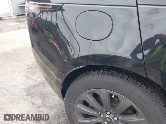 2018 Land Rover Range Rover Velar R-Dynamic SE with VIN SALYL2RV5JA744038, listed as a IAAI auction lot 40378903 with 45,748 mi miles and . Bid and sale history available at DreamBid. Image 19.