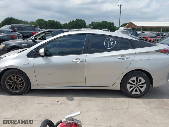 2016 Toyota Prius Four with VIN JTDKARFU5G3008768, listed as a IAAI auction lot 42125504 with 164,229 mi miles. Bid and sale history available at carsss.com. Image 14.
