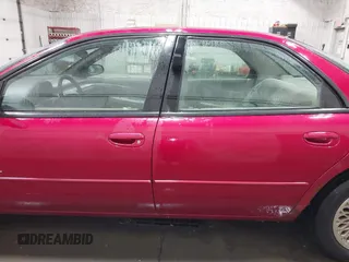 1997 Chrysler Concorde z VIN 2C3HD56F5VH686947, wystawiony jako IAAI lot #41990264 z przebiegiem 156 336 mil mil oraz . Historia ofert i sprzedaży dostępna na DreamBid. Obrazek 14.