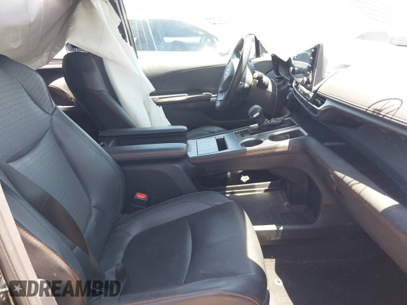 2021 Toyota Sienna XSE with VIN 5TDXRKEC6MS021909, listed as a IAAI auction lot 42432609 with 57,295 mi miles and . Bid and sale history available at DreamBid. Image 5.