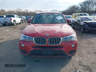 2015 BMW X3 xDrive28i z VIN 5UXWX9C5XF0D52529, wystawiony jako IAAI lot #41538442 z przebiegiem 134 971 mil mil oraz . Historia ofert i sprzedaży dostępna na DreamBid. Obrazek 13.