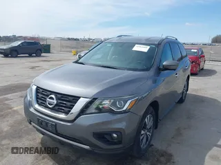 2017 Nissan Pathfinder SL with VIN 5N1DR2MM0HC639453, listed as a IAAI auction lot 41962009 with 156,776 mi miles. Bid and sale history available at carsss.com. Image 6.