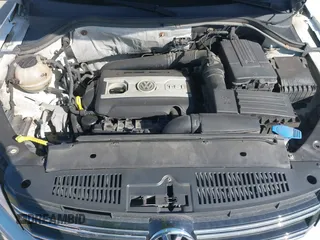 2015 Volkswagen Tiguan S z VIN WVGBV7AX5FW610055, wystawiony jako IAAI lot #41502961 z przebiegiem 81 683 mil mil oraz . Historia ofert i sprzedaży dostępna na DreamBid. Obrazek 10.
