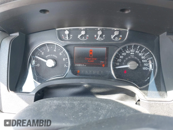 2011 Ford F-150 XLT with VIN 1FTFW1ET5BFB32561, listed as a IAAI auction lot 42684164 with 239,869 mi miles and . Bid and sale history available at DreamBid. Image 7.
