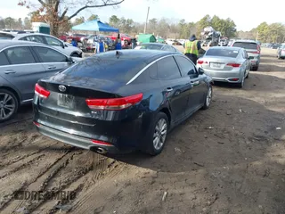 2017 Kia Optima EX with VIN 5XXGU4L3XHG176029, listed as a IAAI auction lot 41481536 with 282,759 mi miles. Bid and sale history available at carsss.com. Image 4.