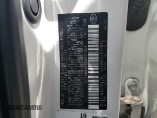 2025 Toyota Camry LE z VIN 4T1DAACKXSU031264, wystawiony jako Copart lot #57031815 z przebiegiem 19 427 mil mil oraz Nie do naprawy • Non repairable. Historia ofert i sprzedaży dostępna na DreamBid. Obrazek 13.