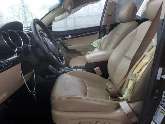 2013 Kia Sorento EX with VIN 5XYKU4A25DG346629, listed as a Copart auction lot 84064594 with Not Provided miles and Salvage Title. Bid and sale history available at carsss.com. Image 7.