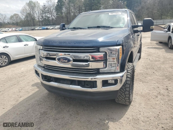 2017 Ford Super Duty F-250 SRW Lariat with VIN 1FT7W2BTXHEB89724, listed as a Copart auction lot 49272085 with 144,524 mi miles and Salvage Title. Bid and sale history available at carsss.com. Image 5.