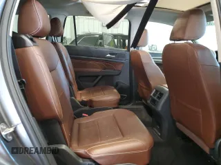2023 Volkswagen Atlas SEL z VIN 1V2BR2CA3PC508436, wystawiony jako Copart lot #63633784 z przebiegiem 45 428 mil mil oraz Szkoda całkowita • Salvage title. Historia ofert i sprzedaży dostępna na DreamBid. Obrazek 11.