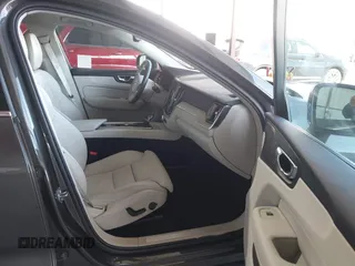 2021 Volvo XC60 Inscription with VIN YV4102RL9M1694746, listed as a IAAI auction lot 42383984 with 36,643 mi miles and . Bid and sale history available at DreamBid. Image 5.
