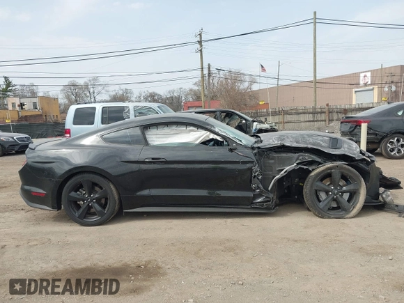 2022 Ford Mustang GT with VIN 1FA6P8CF7N5149137, listed as a IAAI auction lot 42053008 with 32,324 mi miles and . Bid and sale history available at DreamBid. Image 13.
