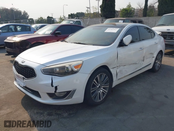 2015 Kia Cadenza Premium with VIN KNALN4D70F5196706, listed as a IAAI auction lot 41262917 with 189,340 mi miles. Bid and sale history available at carsss.com. Image 17.