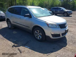 2015 Chevrolet Traverse LS with VIN 1GNKRFKD3FJ278483, listed as a IAAI auction lot 42007507 with 147,938 mi miles. Bid and sale history available at carsss.com. Image 1.