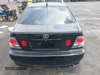 2001 Lexus IS 300/350 z VIN JTHBD182X10010575, wystawiony jako IAAI lot #42085841 z przebiegiem 148 020 mil mil oraz . Historia ofert i sprzedaży dostępna na DreamBid. Obrazek 16.