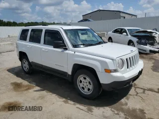 2014 Jeep Patriot Sport with VIN 1C4NJPBA1ED618087, listed as a Copart auction lot 62138265 with 113,914 mi miles and Non repairable. Bid and sale history available at DreamBid. Image 4.