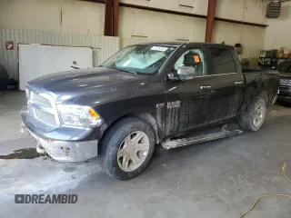 2017 Ram 1500 Lone Star Silver z VIN 1C6RR6LT5HS695959, wystawiony jako Copart lot #53333835 z przebiegiem 88 536 mil mil oraz Szkoda całkowita • Salvage title. Historia ofert i sprzedaży dostępna na DreamBid. Obrazek 1.