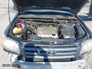 2006 Toyota Highlander with VIN JTEGP21A460107876, listed as a IAAI auction lot 41531315 with 274,387 mi miles. Bid and sale history available at carsss.com. Image 10.