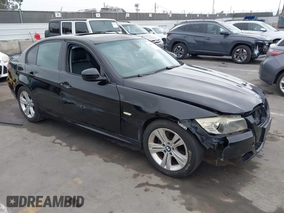 2009 BMW 3 Series 328i z VIN WBAPH57599NM33609, wystawiony jako IAAI lot #42368969 z przebiegiem 269 911 mil mil oraz . Historia ofert i sprzedaży dostępna na DreamBid. Obrazek 1.