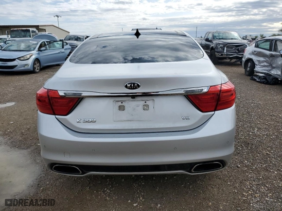 2015 Kia K900 Premium with VIN KNALU4D44F6024083, listed as a Copart auction lot 79308484 with 132,831 mi miles and Salvage Title. Bid and sale history available at carsss.com. Image 6.