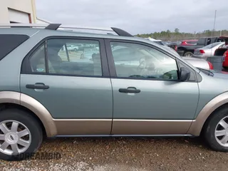 2005 Ford Freestyle SE with VIN 1FMZK01195GA74424, listed as a IAAI auction lot 41671994 with 238,292 mi miles. Bid and sale history available at carsss.com. Image 13.
