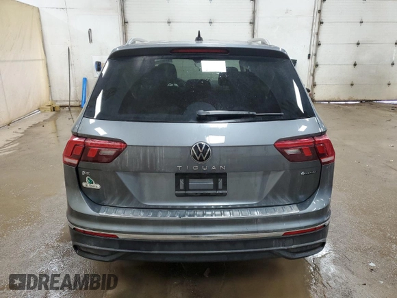 2023 Volkswagen Tiguan SE z VIN 3VVMB7AX5PM029437, wystawiony jako Copart lot #44902825 z przebiegiem 54 167 mil mil oraz Szkoda całkowita • Salvage title. Historia ofert i sprzedaży dostępna na DreamBid. Obrazek 6.