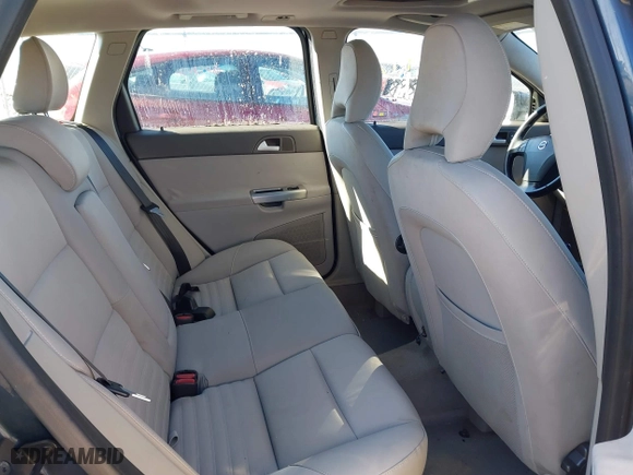 2008 Volvo V50 2.4L with VIN YV1MW382882379153, listed as a IAAI auction lot 41484447 with 223,450 mi miles. Bid and sale history available at carsss.com. Image 8.