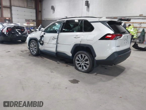 2022 Toyota RAV4 XLE Premium с VIN 2T3A1RFVXNW316906, выставлен на аукционе IAAI как лот 42445942 с пробегом 16 621 миль миль и . История ставок и продаж доступна на DreamBid. Изображение 3.