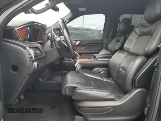 2018 Lincoln Navigator Reserve z VIN 5LMJJ3LT1JEL03391, wystawiony jako Copart lot #56500875 z przebiegiem 91 724 mil mil oraz Szkoda całkowita • Salvage title. Historia ofert i sprzedaży dostępna na DreamBid. Obrazek 7.