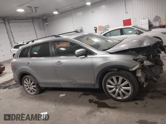 2009 Mazda CX-9 Touring with VIN JM3TB38A190180101, listed as a IAAI auction lot 41392461 with Not Provided miles. Bid and sale history available at carsss.com. Image 12.