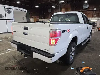 2013 Ford F-150 XL с VIN 1FTFX1EF5DFA74963, выставлен на аукционе IAAI как лот 42654793 с пробегом 261 387 миль миль и . История ставок и продаж доступна на DreamBid. Изображение 1.
