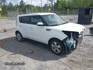 2017 Kia Soul with VIN KNDJN2A27H7454136, listed as a IAAI auction lot 41995542 with 105,645 mi miles. Bid and sale history available at carsss.com. Image 1.