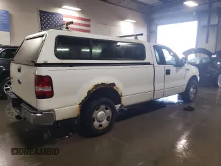 2004 Ford F-150 XL z VIN 1FTRF12W84NA68178, wystawiony jako Copart lot #48812455 z przebiegiem 206 819 mil mil oraz Szkody całkowita. Historia ofert i sprzedaży dostępna na DreamBid. Obrazek 3.