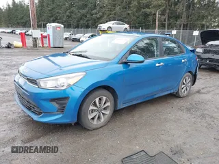 2022 Kia Rio S with VIN 3KPA24AD9NE508022, listed as a IAAI auction lot 41970720 with 39,825 mi miles. Bid and sale history available at carsss.com. Image 2.