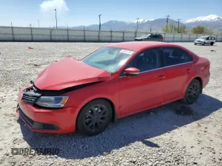 2013 Volkswagen Jetta SE z VIN 3VWDP7AJ6DM401761, wystawiony jako Copart lot #52921765 z przebiegiem 119 847 mil mil oraz Szkoda całkowita • Salvage title. Historia ofert i sprzedaży dostępna na DreamBid. Obrazek 1.