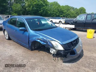 2010 Mercury Milan Premier z VIN 3MEHM0JA9AR637287, wystawiony jako IAAI lot #42422407 z przebiegiem 170 965 mil mil oraz . Historia ofert i sprzedaży dostępna na DreamBid. Obrazek 1.