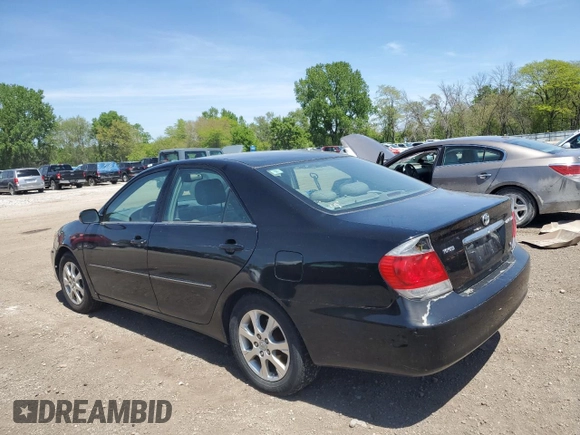 2005 Toyota Camry LE with VIN 4T1BF30K95U085720, listed as a Copart auction lot 56505775 with 161,151 mi miles and Clean Title. Bid and sale history available at DreamBid. Image 2.