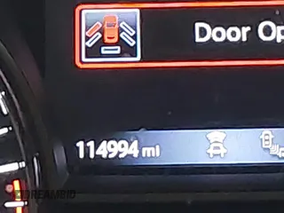 2017 Nissan Pathfinder SV z VIN 5N1DR2MMXHC636690, wystawiony jako IAAI lot #41424828 z przebiegiem 114 994 mil mil oraz . Historia ofert i sprzedaży dostępna na DreamBid. Obrazek 15.