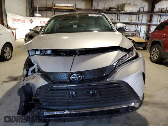 2024 Toyota Venza LE with VIN JTEAAAAH6RJ159376, listed as a Copart auction lot 58076254 with 1,933 mi miles and Salvage Title. Bid and sale history available at carsss.com. Image 5.